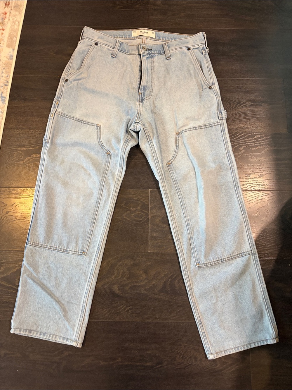 Hollister Light Blue Men’s Loose Carpenter Jeans. Waist 30, Length 32.